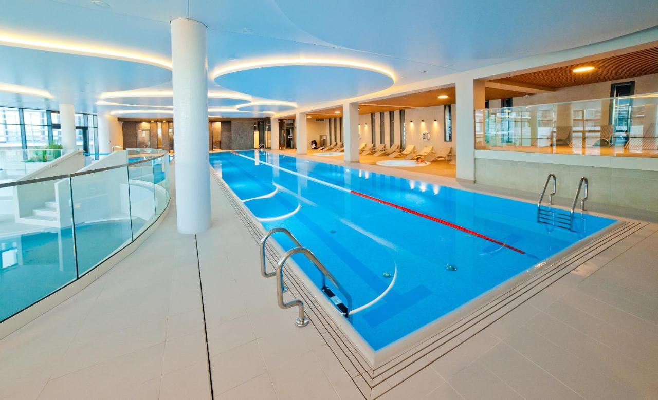 Aqua Resort Apartments-Aqua Park No Limit, Parking كولوبرزيغ المظهر الخارجي الصورة