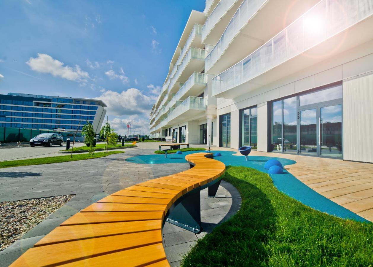 Aqua Resort Apartments-Aqua Park No Limit, Parking كولوبرزيغ المظهر الخارجي الصورة