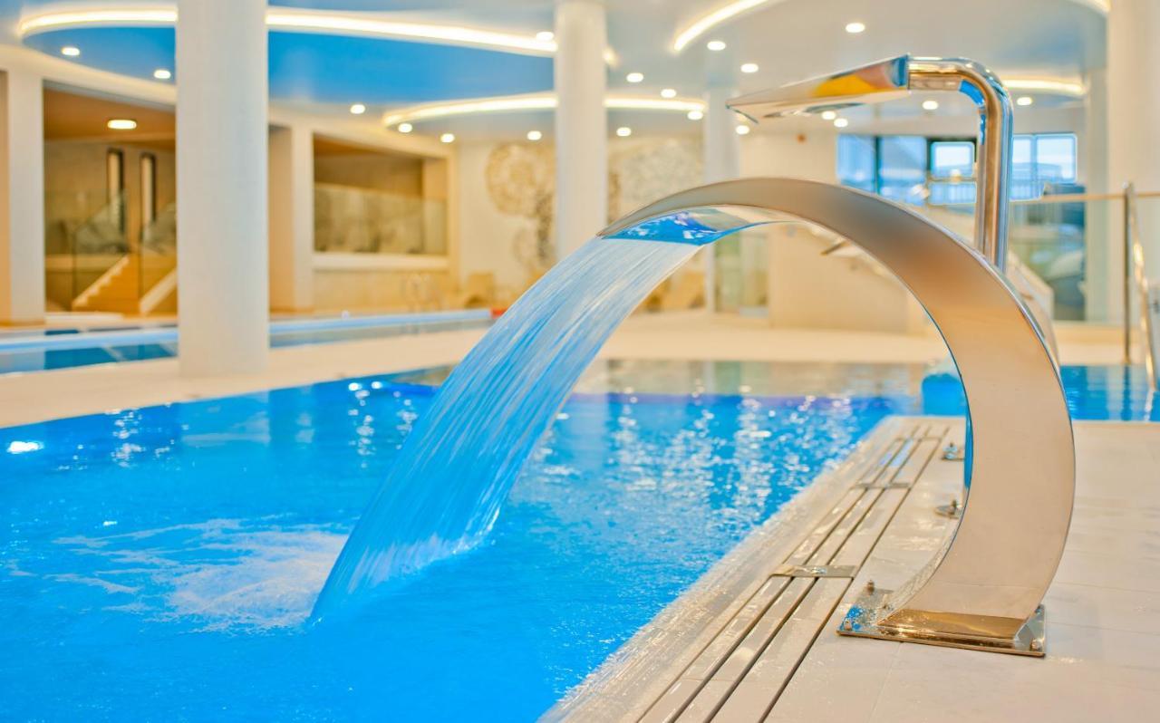 Aqua Resort Apartments-Aqua Park No Limit, Parking كولوبرزيغ المظهر الخارجي الصورة
